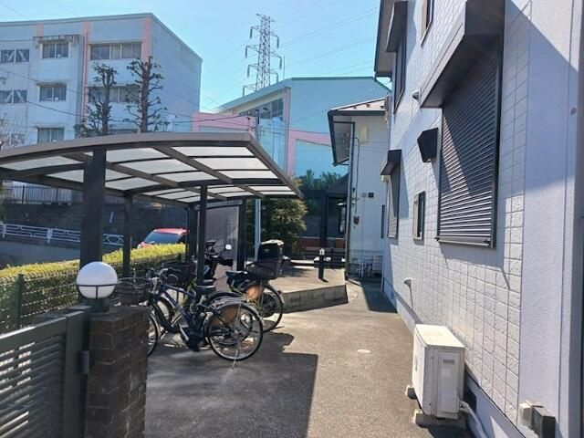 ヒルトップ六番館のその他|駐輪場