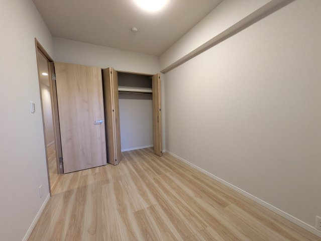 シャルマンコーポ三島の洋室