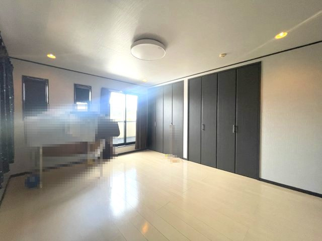 甲賀市水口町山中古戸建の洋室