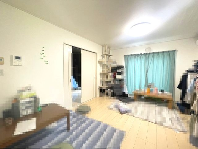 甲賀市水口町山中古戸建の居間・リビング