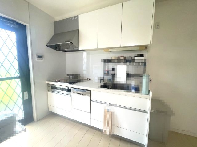 甲賀市水口町山中古戸建のキッチン