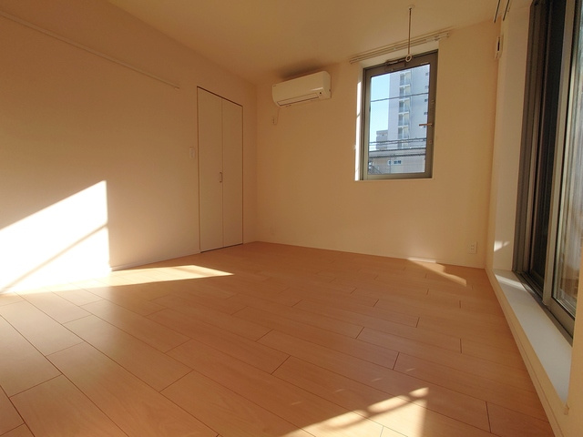 グランデュール SKTの子供部屋|204号室参考写真