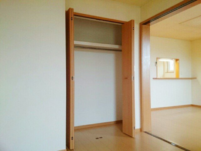 【収納】 | ヴェルソレイユＡ | たっぷりとした収納スペースです