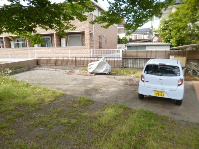 【駐車場】 | メゾンドソレイユ