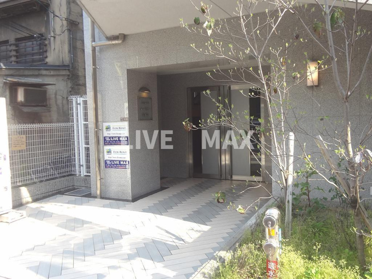 【エントランス】インペリアル靭本町 