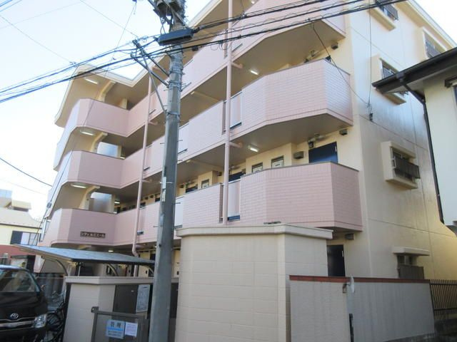 シティルミエールの外観
