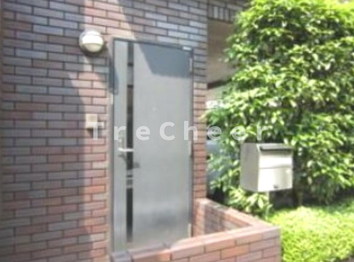 小林邸のエントランス