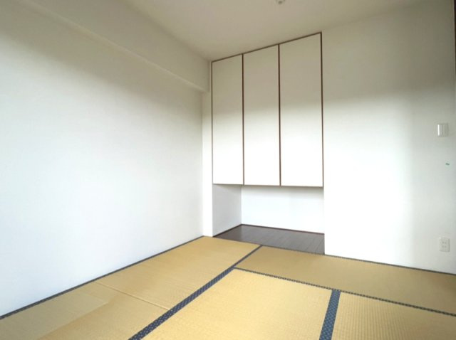 トラスト川内カルディオの和室