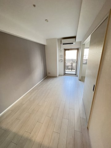 大阪市都島区高倉町１丁目の賃貸マンションの居間・リビング