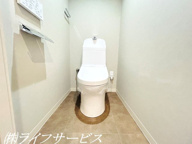 【トイレ】 | エバーグリーン淀川３号館 | 温水洗浄便座付トイレ新調