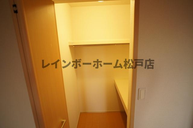 【非対面対応】接客・申込・契約オンライン！LINE×相談可！の収納
