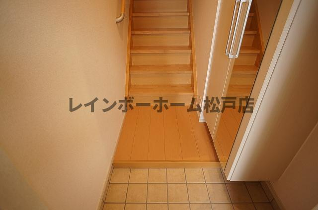 【非対面対応】接客・申込・契約オンライン！LINE×相談可！の玄関