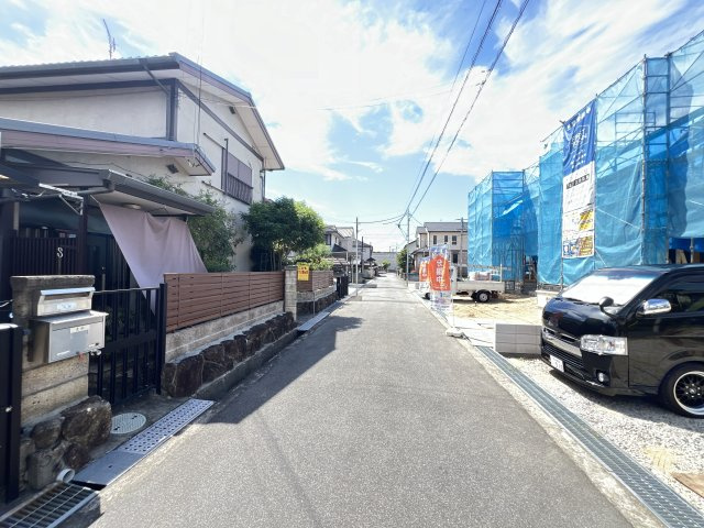 葛城市第６疋田　全4区画の前面道路含む現地写真