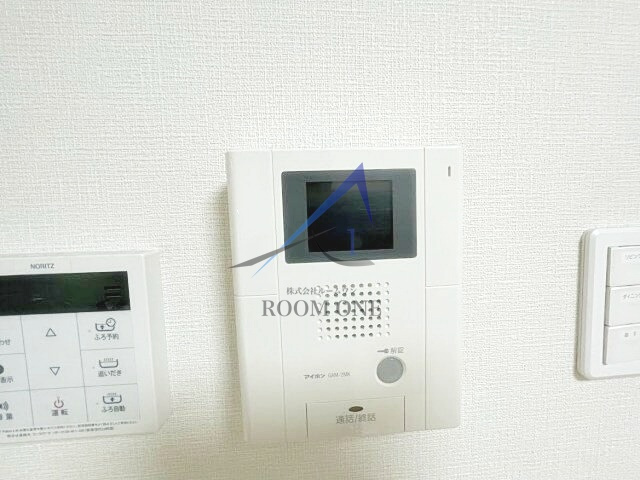 パティオ市谷のセキュリティ|モニター付きインターホンです。