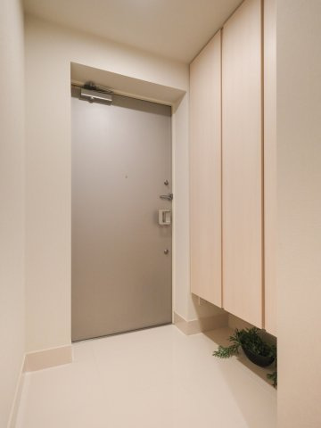 Ｂｒｉｌｌｉａ品川戸越Ｐａｒｋｓの玄関|Ｂｒｉｌｌｉａ品川戸越Ｐａｒｋｓ：玄関にはシューズボックスがあり靴もスッキリ収納可能です！