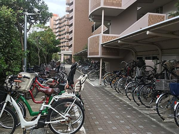ロイヤルコート豊中壱番館の駐輪場