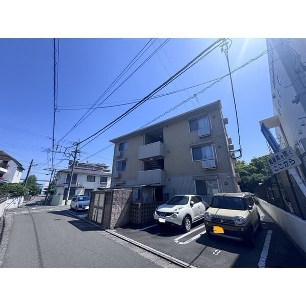 福岡市博多区麦野６丁目のアパート
