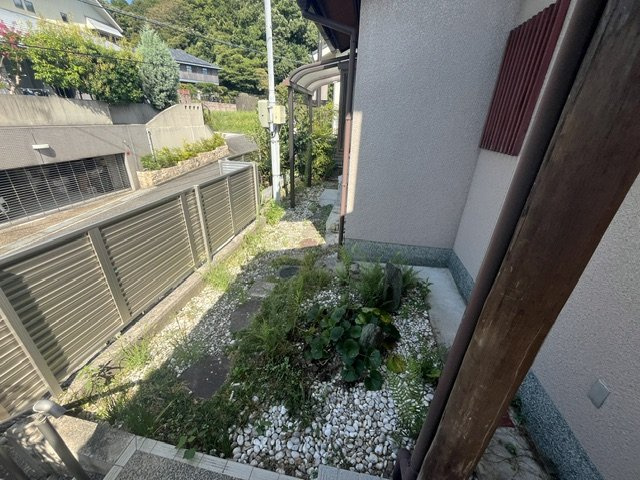 美加の台貸家の庭