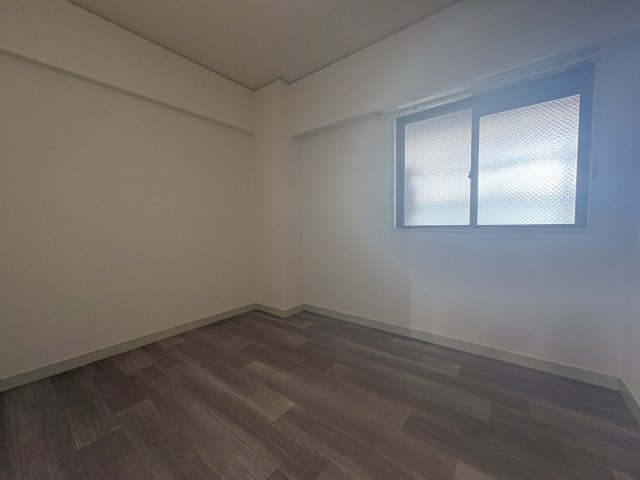 エスポア八事の洋室|北西側洋室