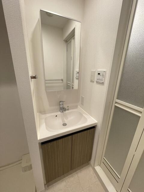ＳＨＯＫＥＮ　Ｒｅｓｉｄｅｎｃｅ亀戸の洗面所|同物件別部屋写真