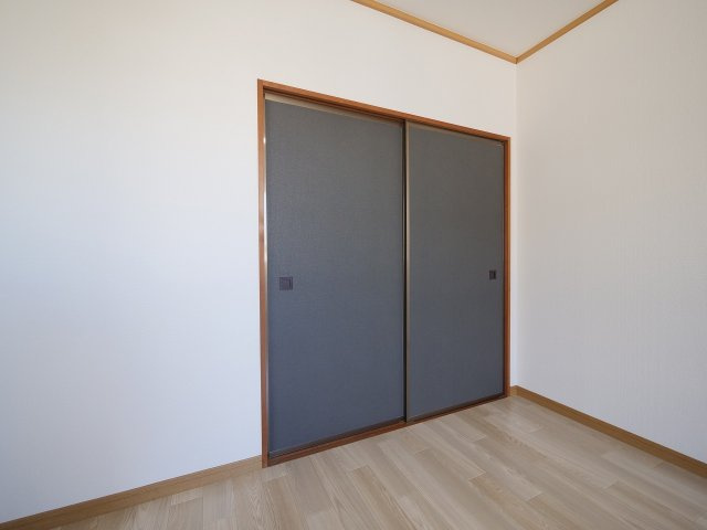 ゼフィール芳泉　C棟の収納|※写真は別の部屋のものです。