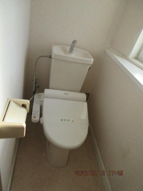 松戸市久保平賀貸家のトイレ