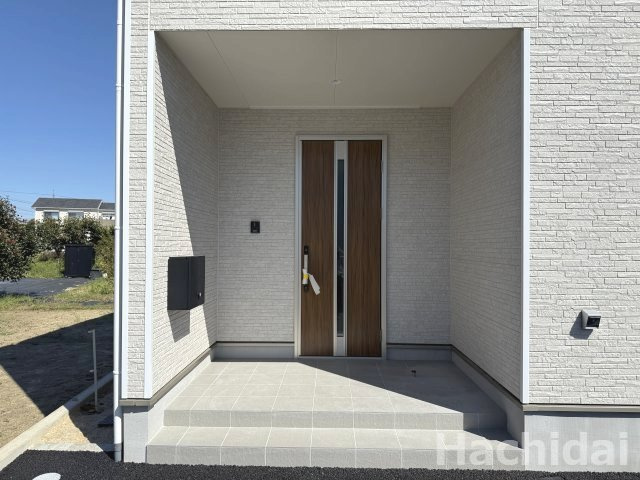 高浜市神明町第6　新築戸建＜4号棟＞のエントランス