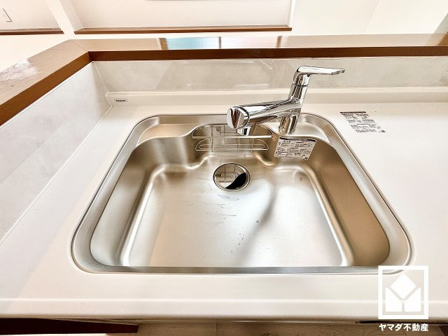 尼崎市上ノ島町１丁目のその他|清潔感あふれるシンクで、毎日を気持ちよくスタート。