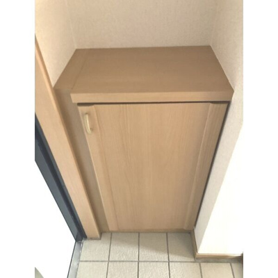 【玄関】 | ウエストプレイストクヤマ