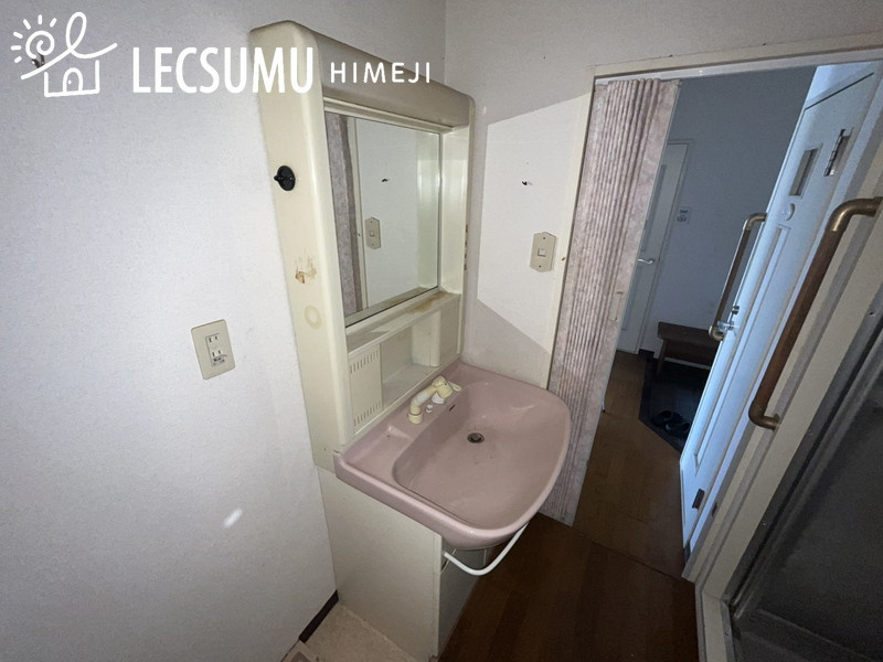 ラブリー姫路手柄山の洗面所