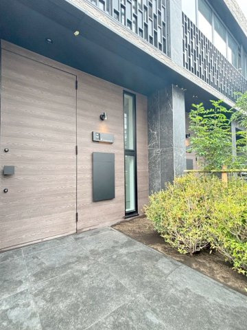 「防音室完備」The Residence 旗の台のエントランス|エントランスです