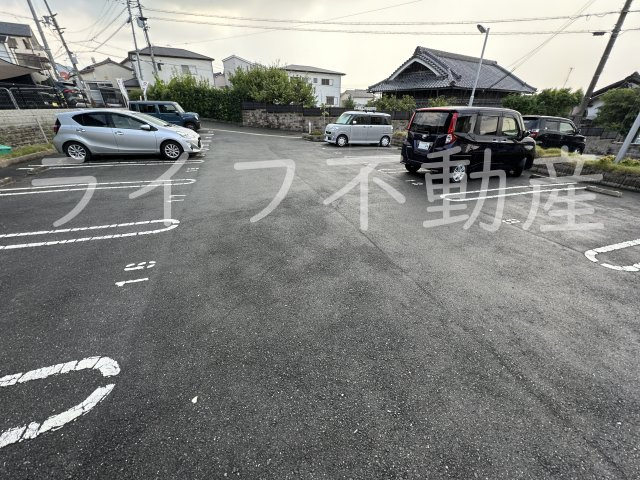 エスティームマサイチの駐車場|駐車場完備です