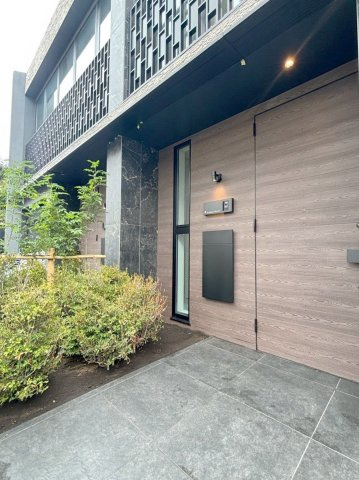 「防音室完備」The Residence 旗の台のエントランス|エントランスです