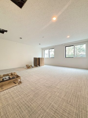 「防音室完備」The Residence 旗の台のロビー|1階には21帖の防音室があります（※写真は建築中のものとなります）