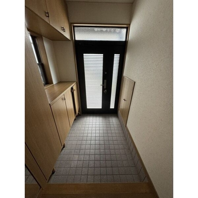 【玄関】 | 千種区穂波町一戸建