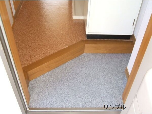 Surplus　One杉藤の玄関