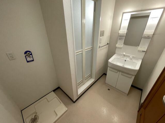 熊本市南区近見１丁目の賃貸マンションの独立洗面台