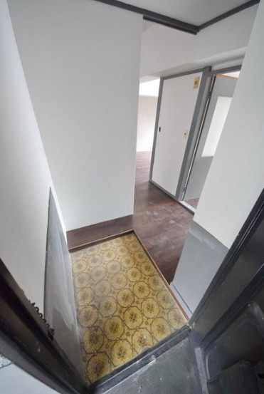 クロノス松戸南の玄関|※別部屋参考写真