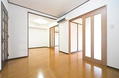 カーザ・エッチェルサ世田谷の居間・リビング