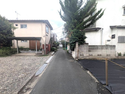 【前面道路含む現地写真】 | 世田谷区大原一丁目　建築条件無し　売地