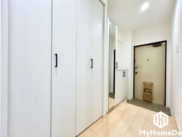 ライオンズマンション瓢箪山の玄関