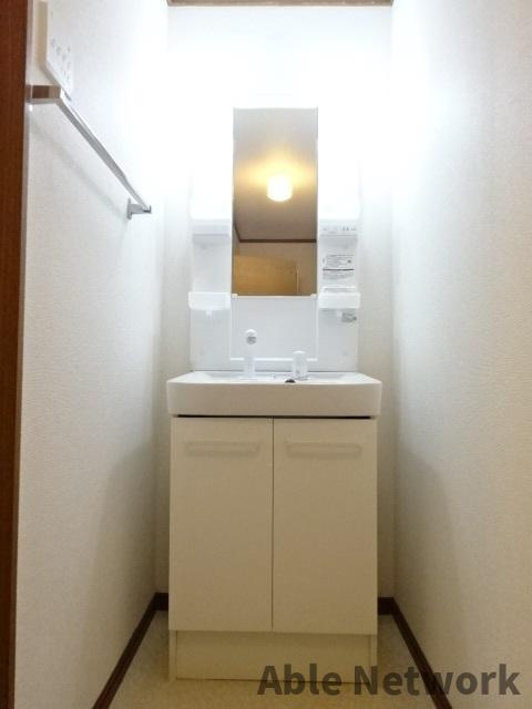 バーデンハイムⅢの洗面所|シャワー付洗面化粧台
