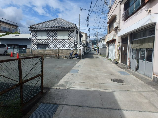 S1804G　3丁目土地の前面道路含む現地写真