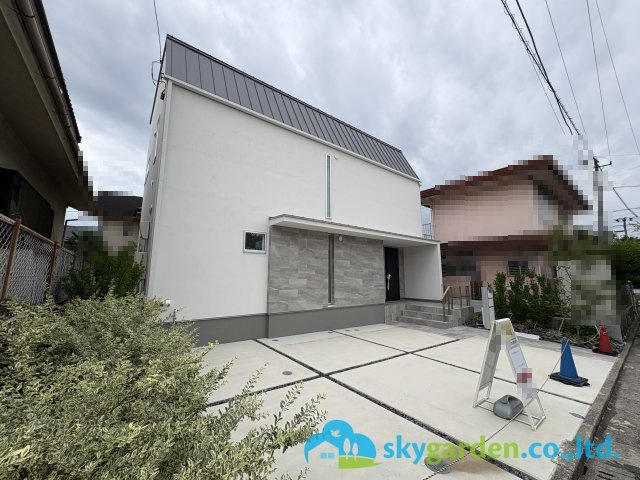 藤沢市片瀬山３丁目　未入居戸建　全１棟の外観