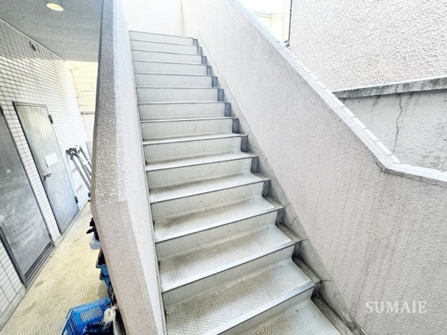 大山エンゼルマンションのその他共用部分|階段です