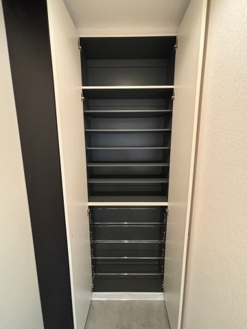 キュロコ千歳船橋の玄関