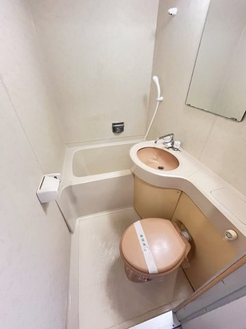 大阪市都島区内代町１丁目の賃貸マンションの浴室