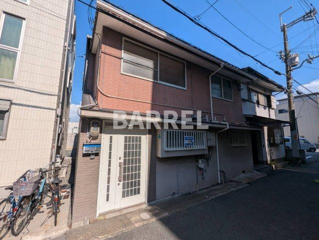 西中島2丁目貸家の外観