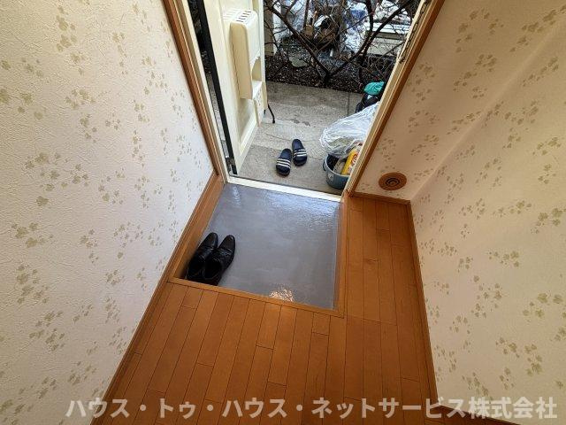 コーポ小林の玄関