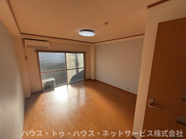 コーポ小林の居間・リビング